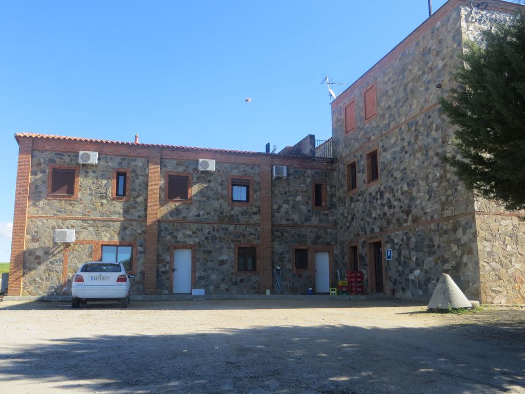 Hostal Rest. Campoabierto Valencia de las Torres Eksteriør billede