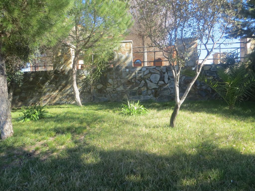 Hostal Rest. Campoabierto Valencia de las Torres Eksteriør billede