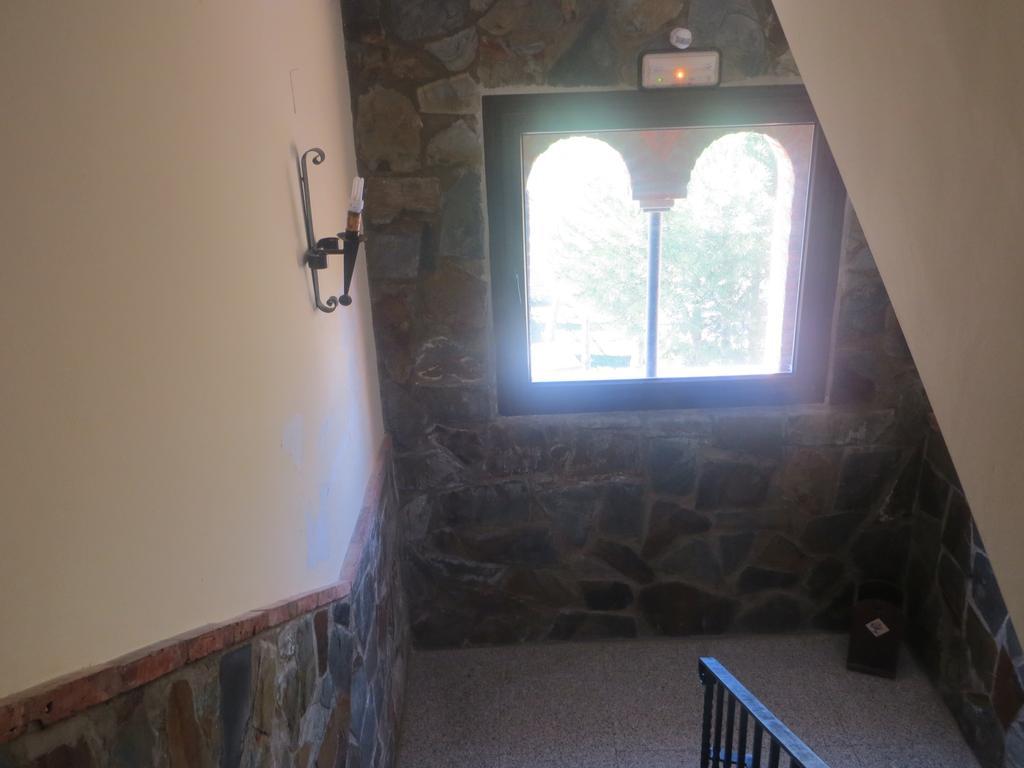 Hostal Rest. Campoabierto Valencia de las Torres Eksteriør billede