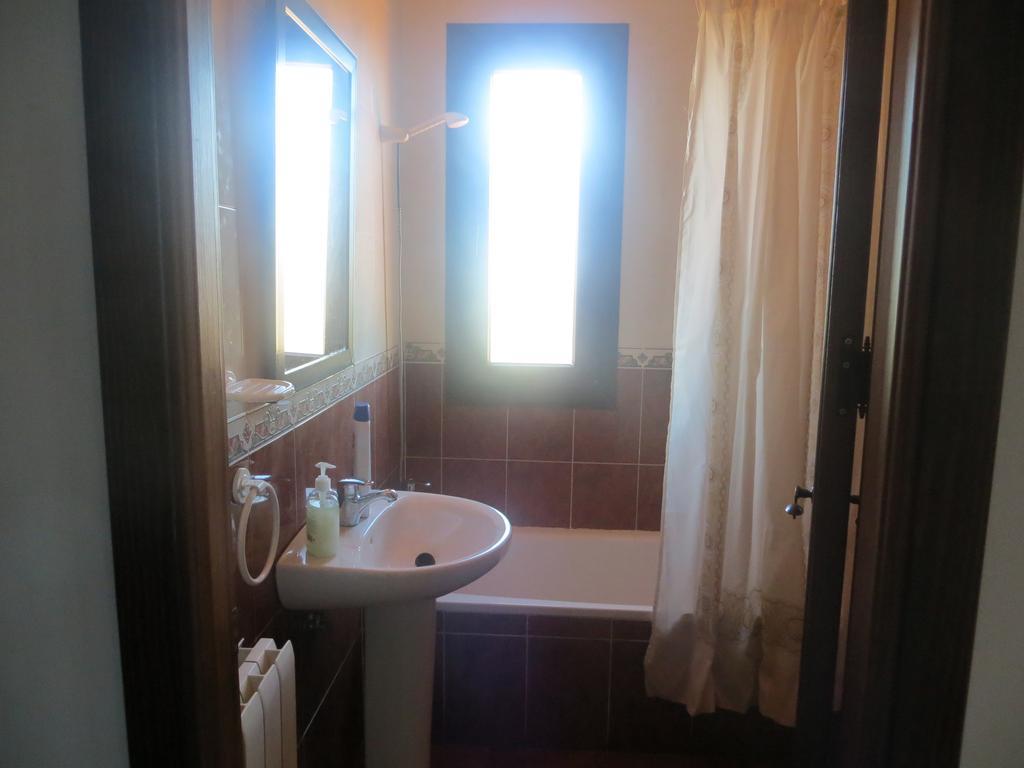 Hostal Rest. Campoabierto Valencia de las Torres Værelse billede